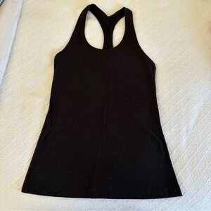 Black lululemon tank top